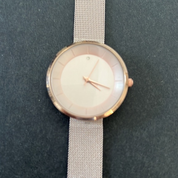 MVMT Analog Watch Rose Gold Dusty Pink - Picture 4 of 13